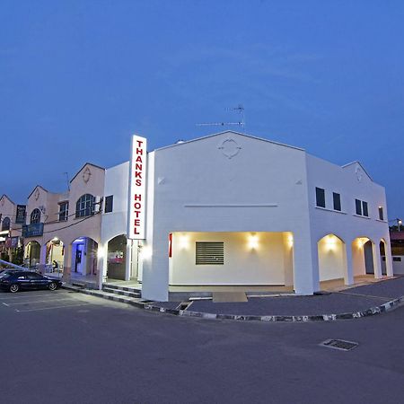 Thanks Hotel Parit Buntar Dış mekan fotoğraf
