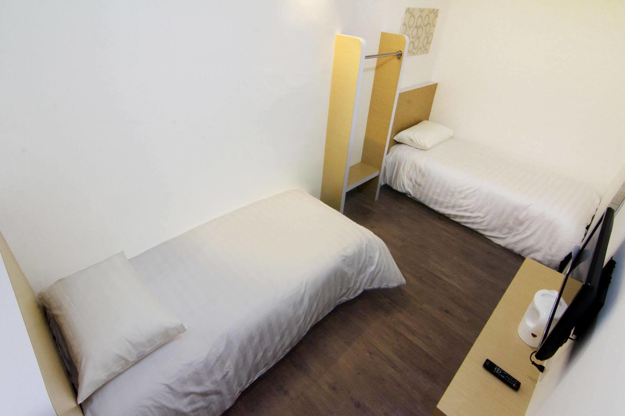 Thanks Hotel Parit Buntar Dış mekan fotoğraf